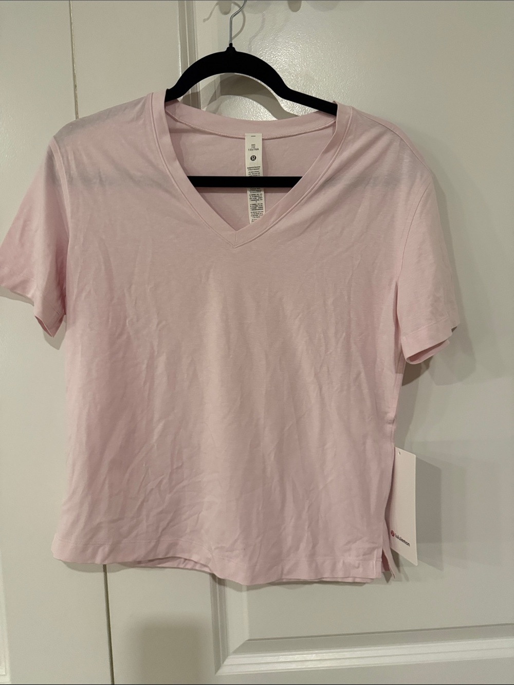 lululemon athletica Light Pink V-Neck Short Sleeve Tee
